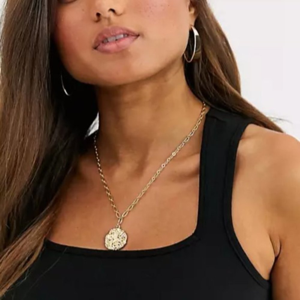 | asos • black hourglass classic layering tank top | - Picture 4 of 4